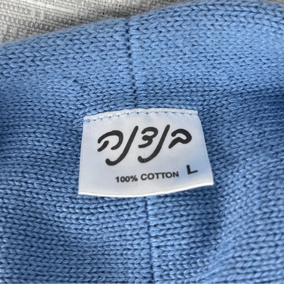 Vintage, baby blue color, cotton, stretchy, beads on top hat, Cir.: 17 in. - Picture 8 of 9